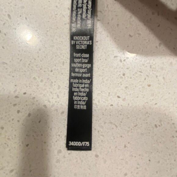 Victoria’s Secret Knockout sports bra size 34DDD - Picture 6 of 7